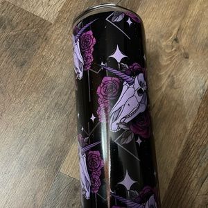 Skelecorn tumbler prismatic purple